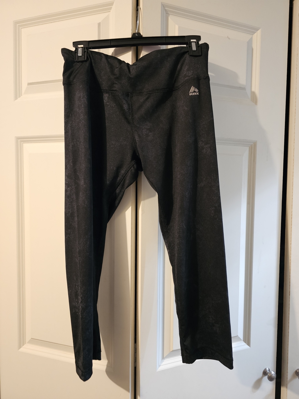 RBX Black Woman's Workout Crop Leggings